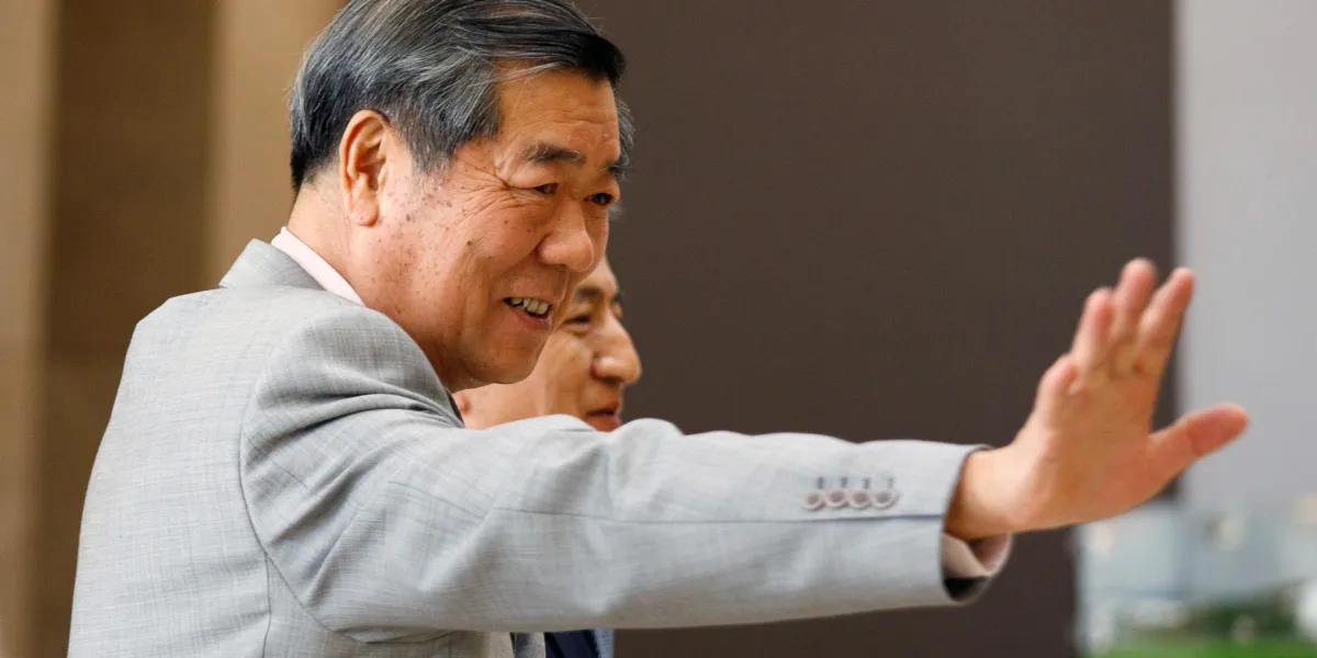 Featured image for US-China Trade Talks Begin Amid Tensions and High-Stakes Summit