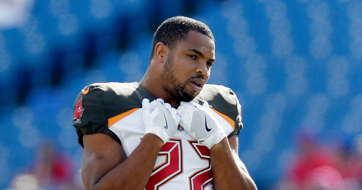 Featured image for Former NFL Player Doug Martin Dies in Custody at 36