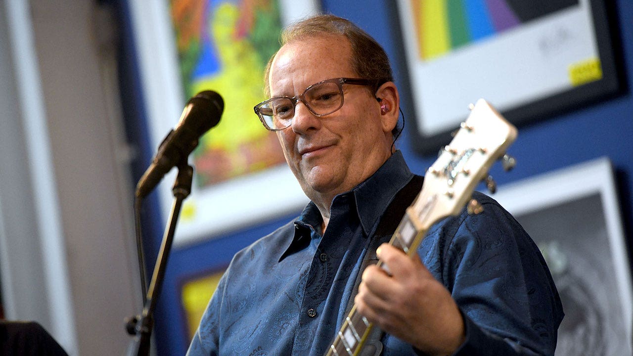 Beach Boys Mourn the Loss of Jeffrey Foskett, Member Dead at 67