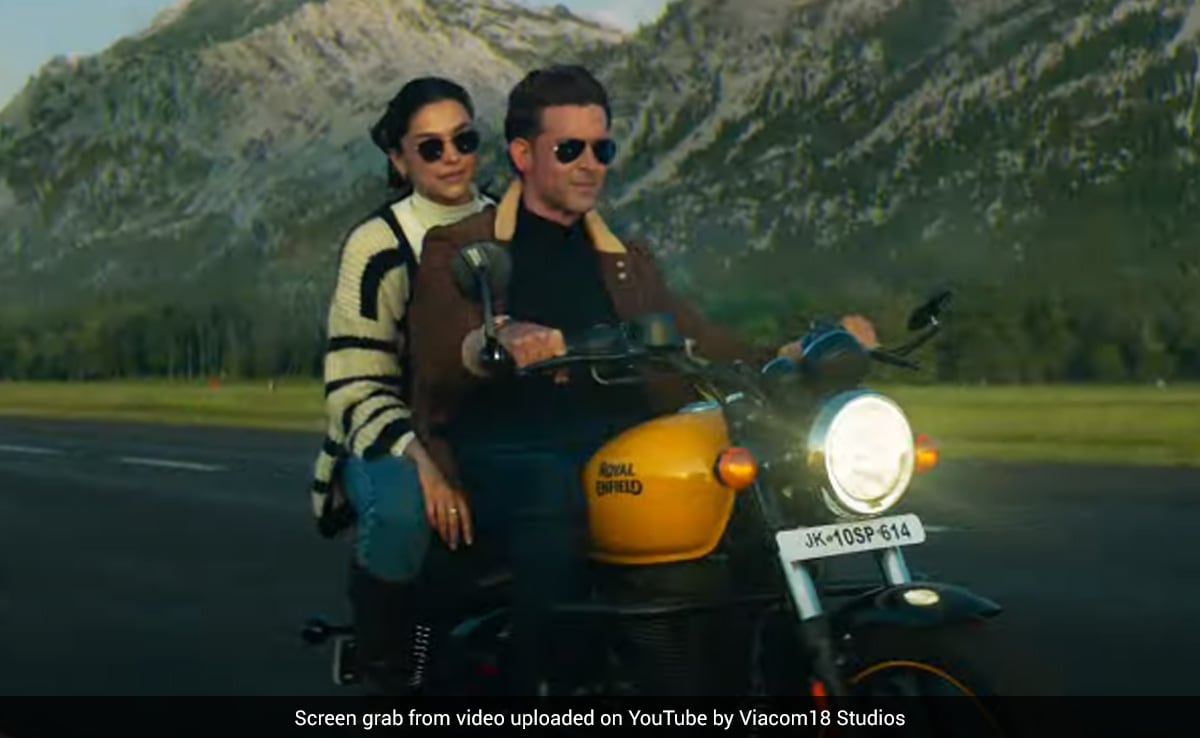 Shah Rukh Khan Praises Fighter Teaser: "A Perfect Blend of Beauty and Power"