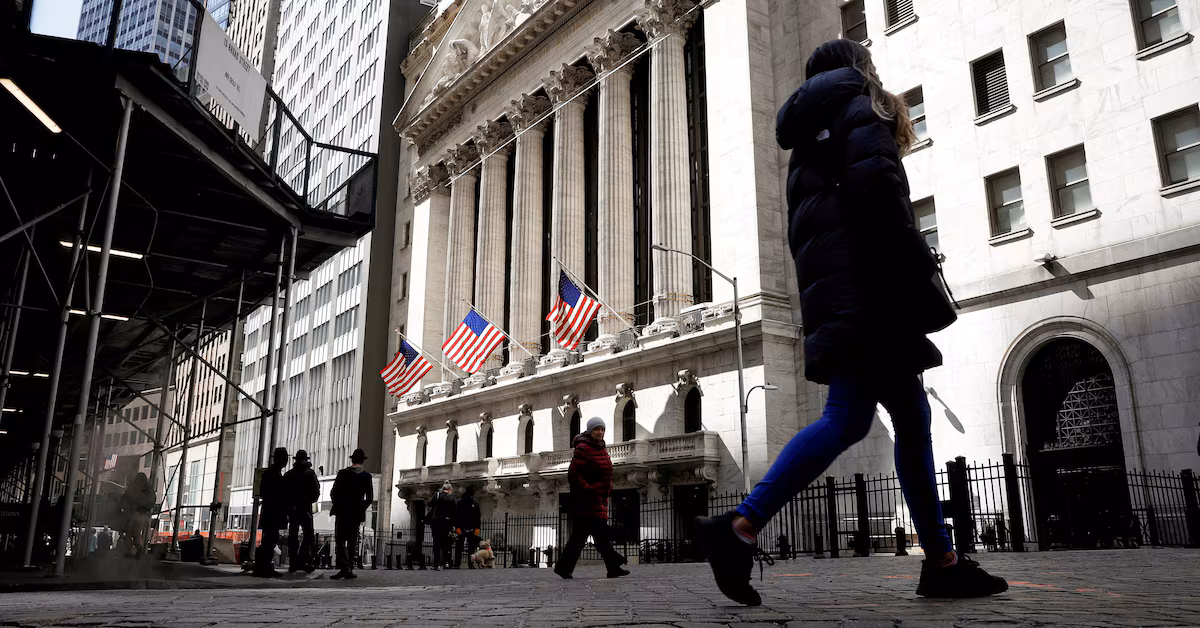 "Wall Street Rises on Anticipation of Key Economic Data"