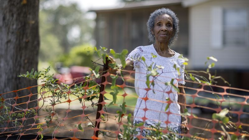 Featured image for "94-Year-Old Hilton Head Land Rights Advocate Josephine Wright Passes Away"