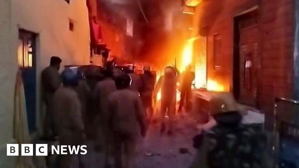 Featured image for "Deadly Clashes Erupt in Uttarakhand Over Mosque Demolition"