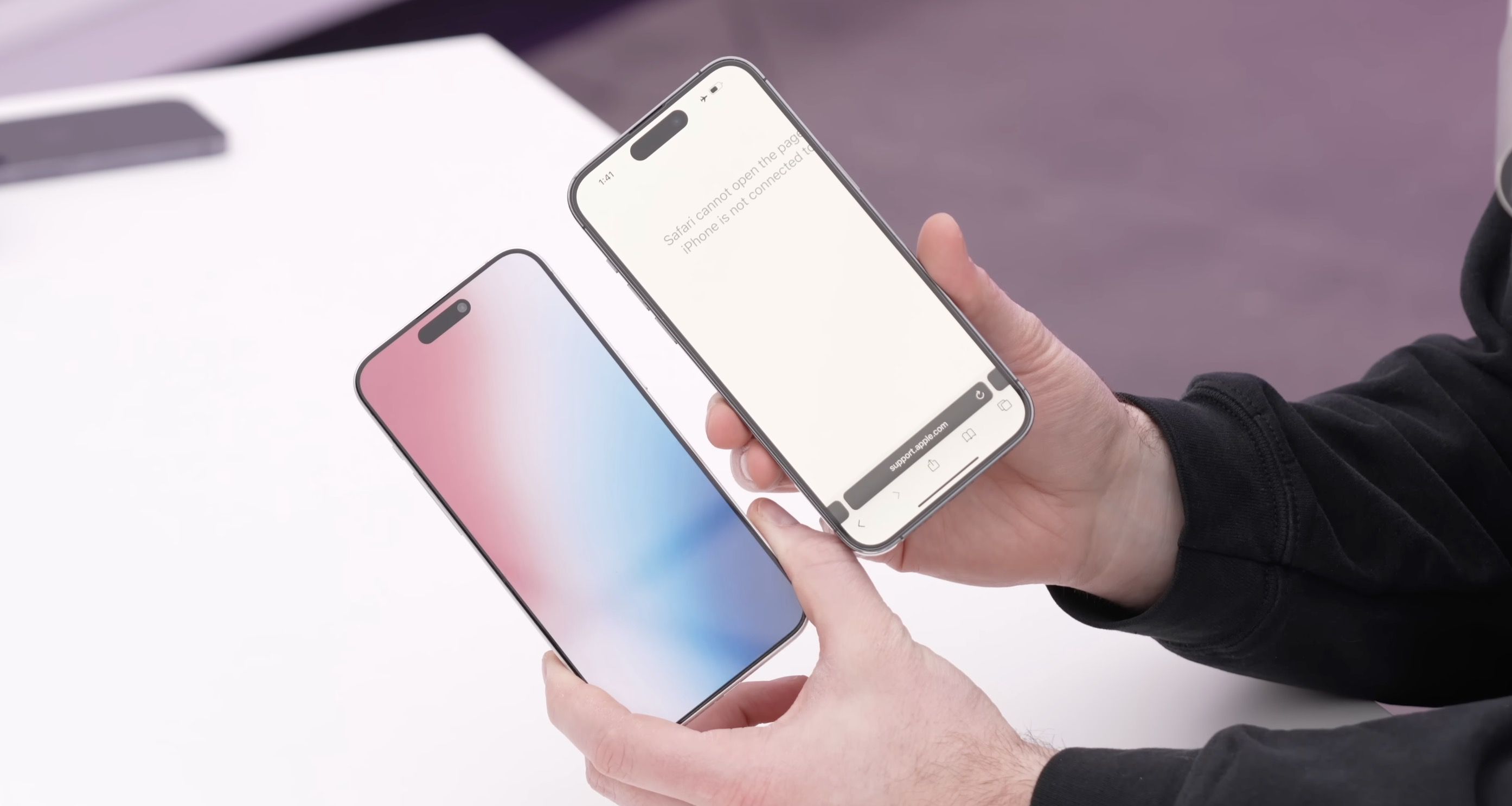 "iPhone 15 Pro Max: Ultra-Thin Bezels and Periscope Lens Camera Rumors"