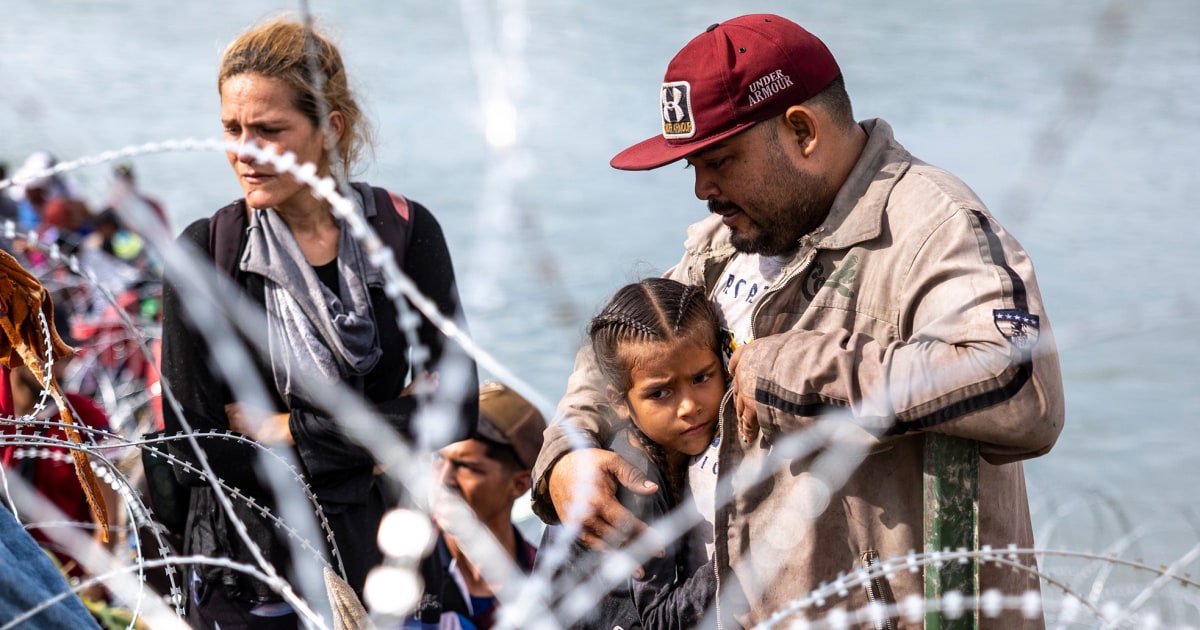 Featured image for U.S. Resumes Direct Deportation Flights for Venezuelan Migrants Amid Border Crisis