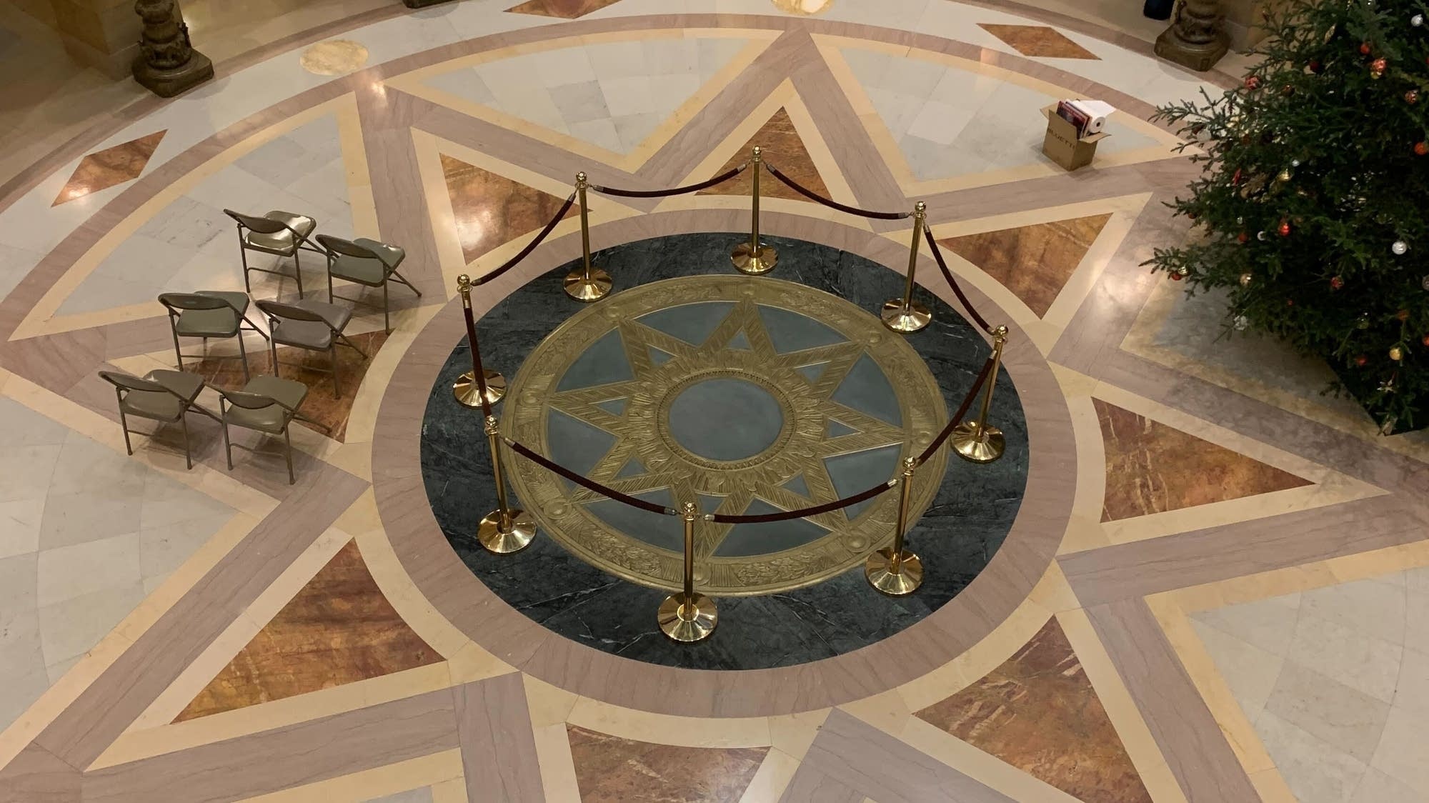 Featured image for Minnesota's New State Flag Design Nears Official Approval