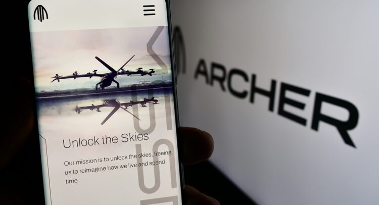 Featured image for Cathie Wood Increases Investment in Archer Aviation Amid Growth and Policy Boosts