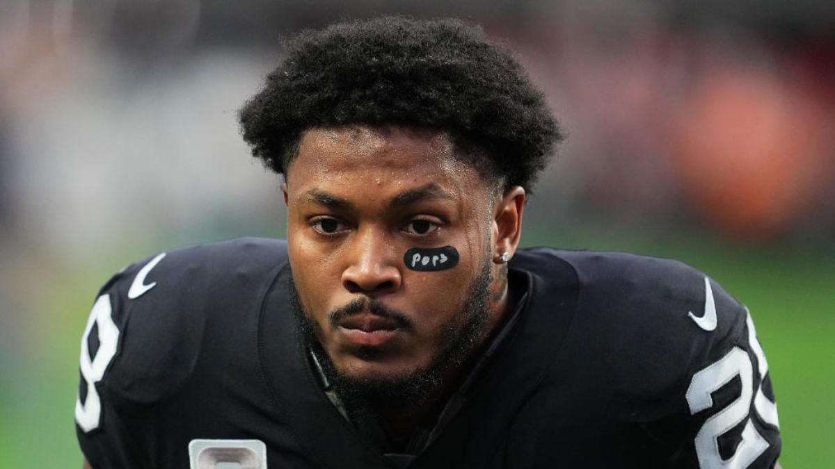 The Impact of Non-Long-Term Contracts on Saquon Barkley and Josh Jacobs