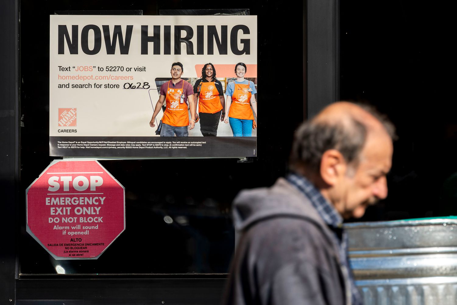 Featured image for Key Market Insights: Jobs Data and Friday's Stock Moves