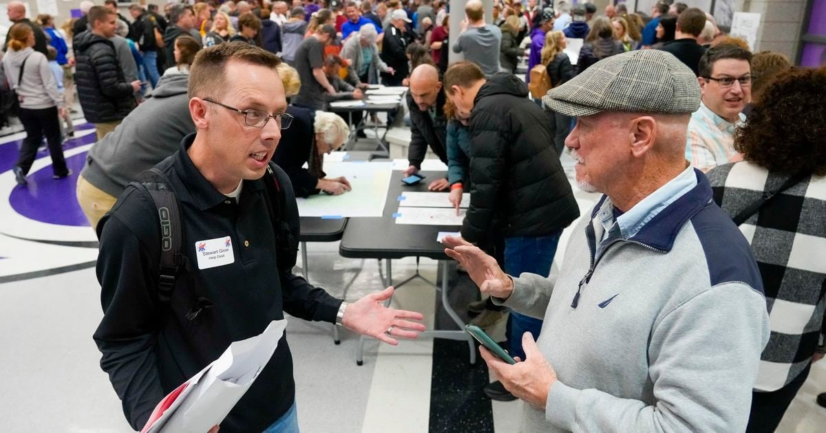 Featured image for "Utah GOP Caucus: Delays and Confusion in 2024 Primary Results"