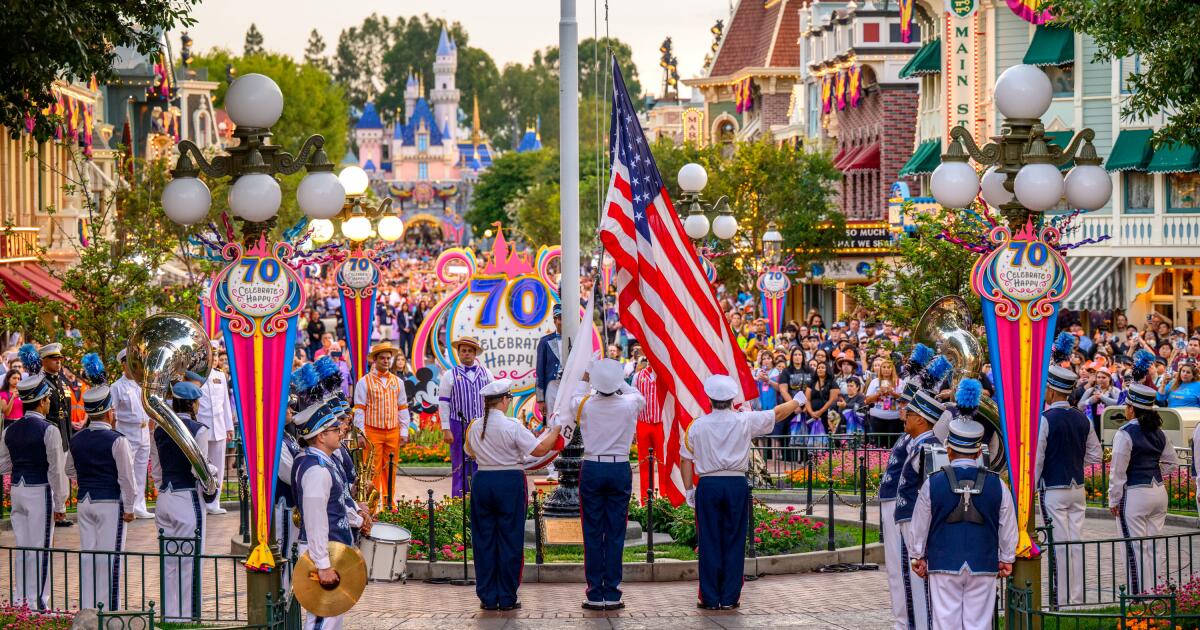 Featured image for Disney Revamps Soarin’ Ride for America’s 250th Celebration