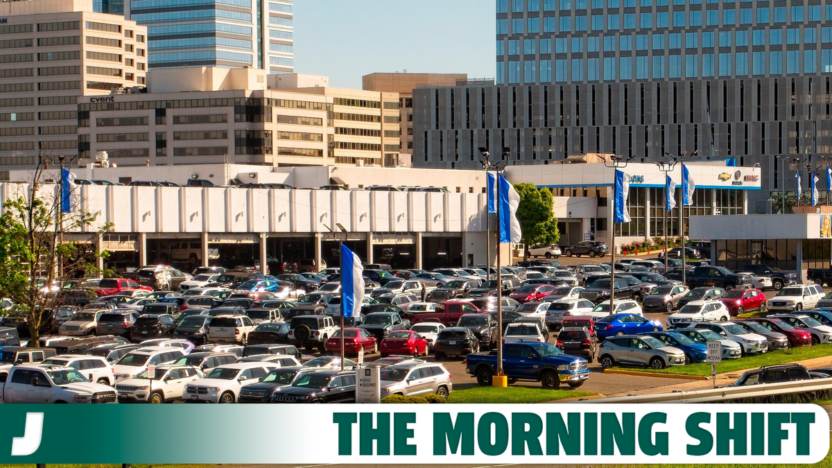 "Surplus of 2.5 Million New Cars Remains Unsold at Dealerships"