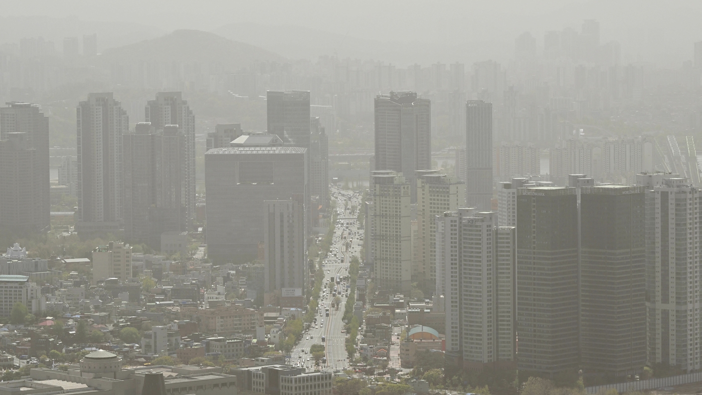 Comparing Wildfire Air Pollution in the US to Other Major Cities