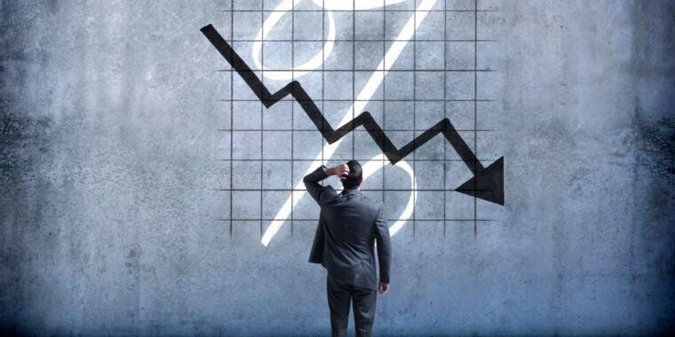 Featured image for Elon Musk's X Plummets, Losing Over 70% in Value Post-Twitter Acquisition