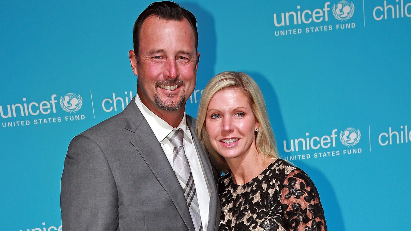 Featured image for "Tim Wakefield's Widow Stacy Passes Away 5 Months After His Death"