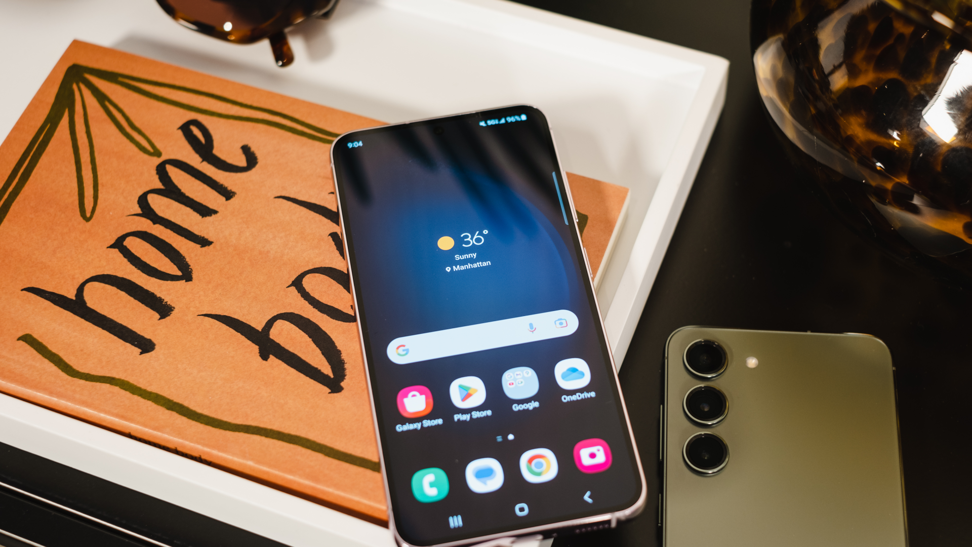Featured image for "Warning: Delete These 3 Dangerous Android Clone Apps Now to Protect Your Bank Account"