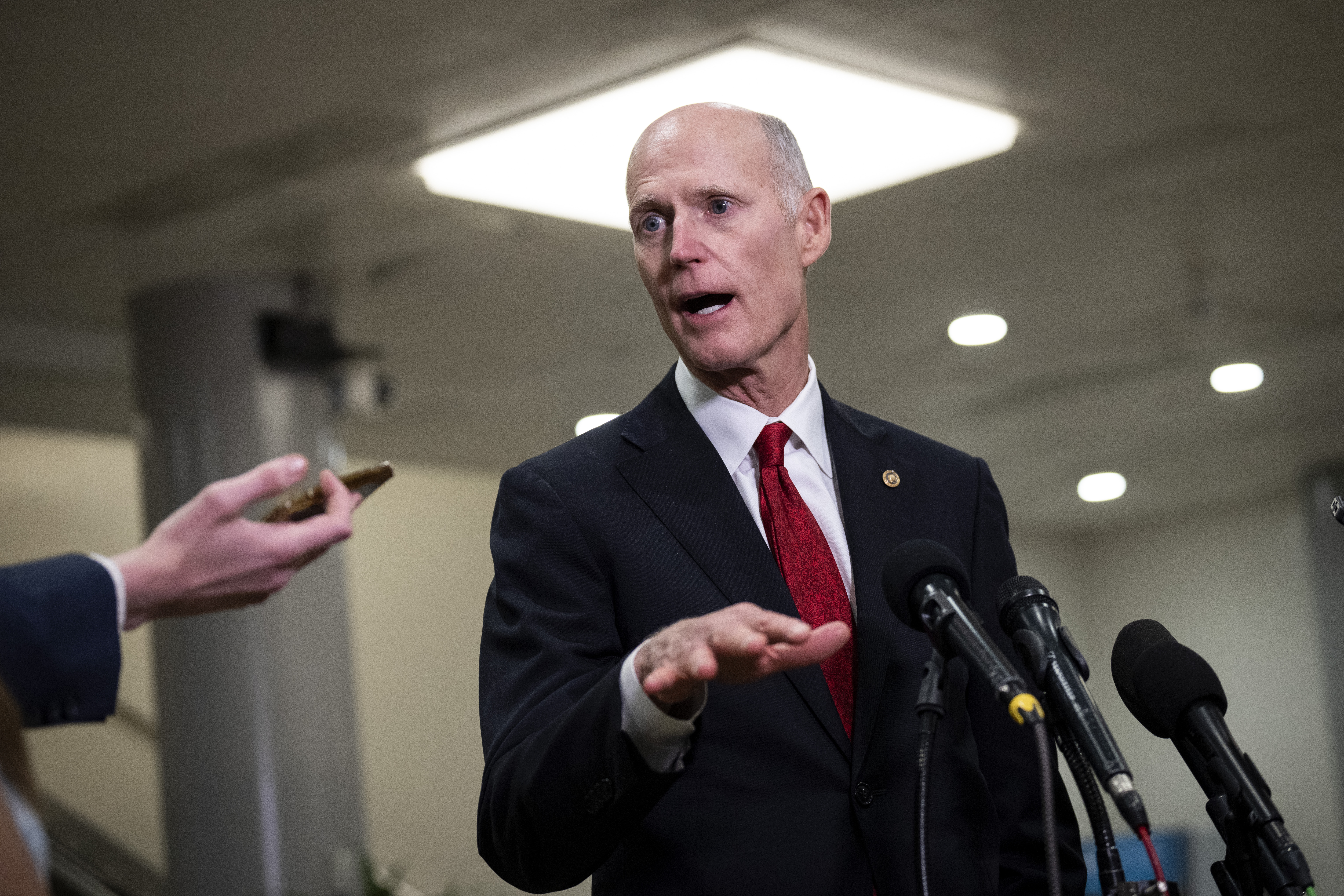 Featured image for "Navy Veteran Challenges Rick Scott in Florida Election"