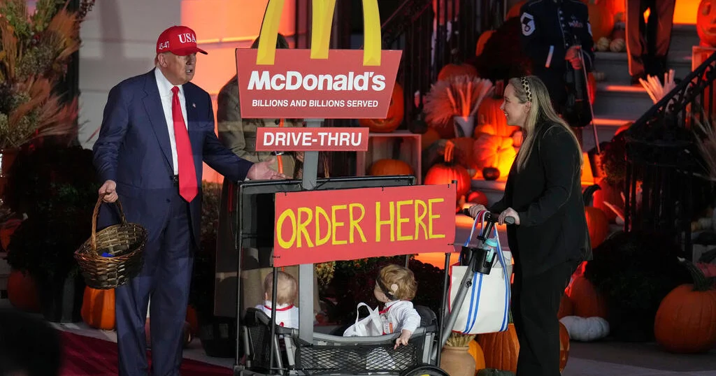 Featured image for Trump Hosts White House Halloween Bash for Trick-or-Treaters