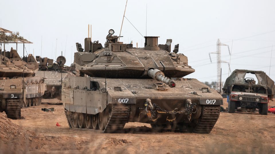 "Escalating Tensions: Hamas and Israeli Troops Clash in Gaza, Foreshadowing the Next Stage of War"
