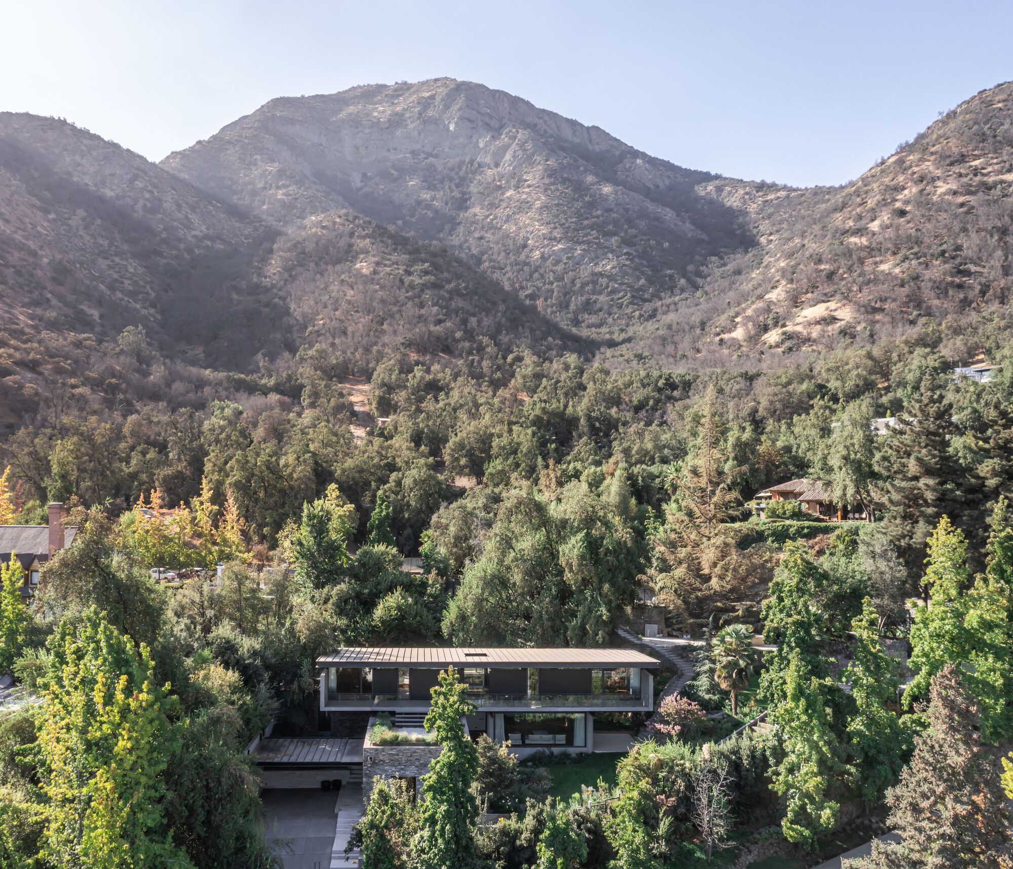 Featured image for LKDM Arquitectos designs La Cumbre House.