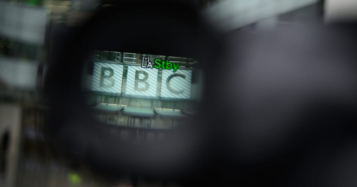 Featured image for Trump Threatens $1 Billion Lawsuit Against BBC Amid Crisis