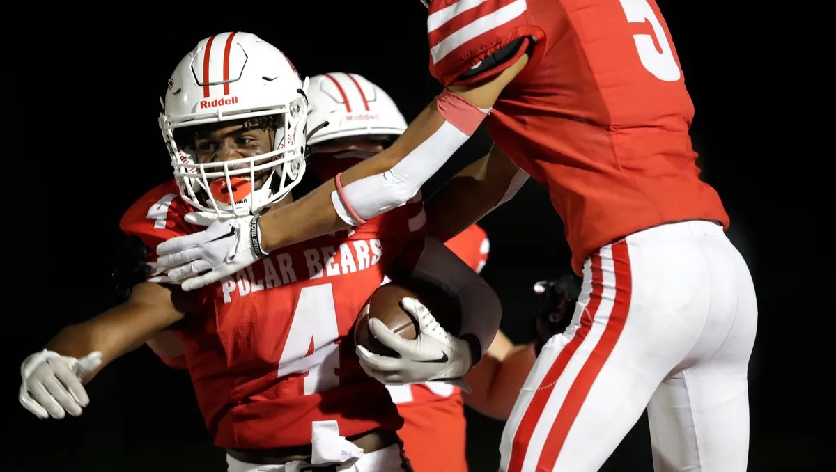 Weekend High School Sports Roundup: Appleton, Wisconsin, and D.C. Everest Dominate