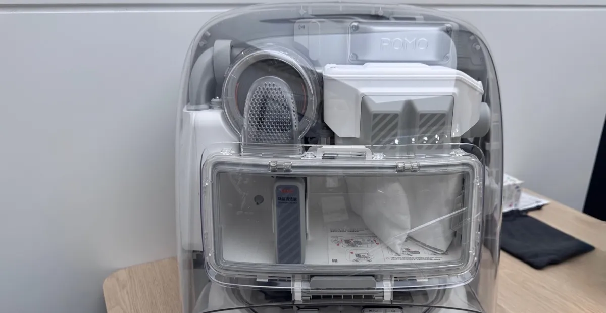 Featured image for DJI Unveils Romo Robot Vacuum