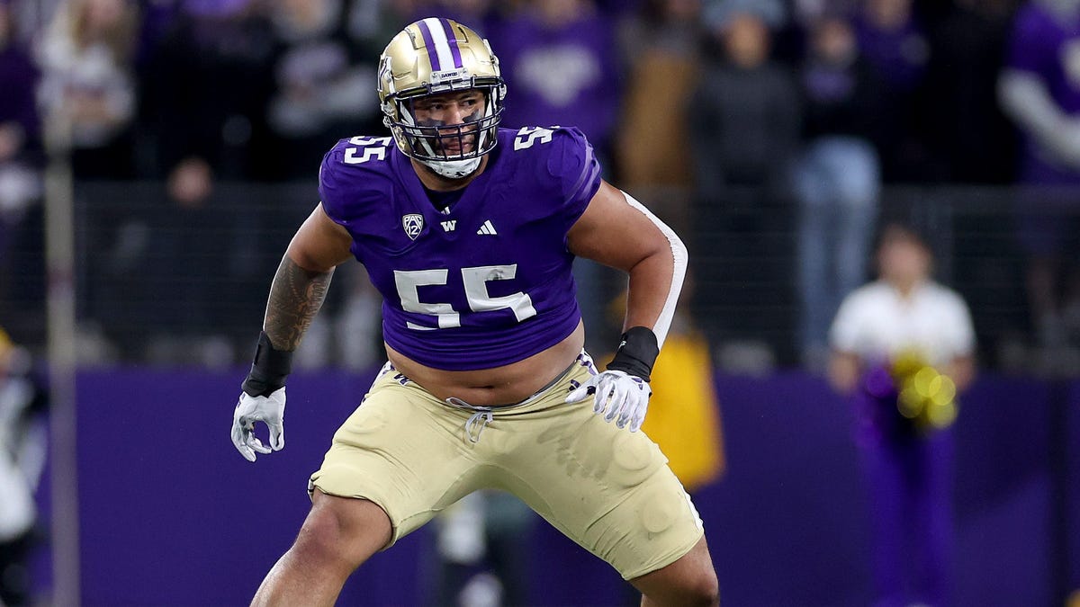 Featured image for "2024 NFL Draft: Packers' First-Round Picks and Draft Day Strategy"