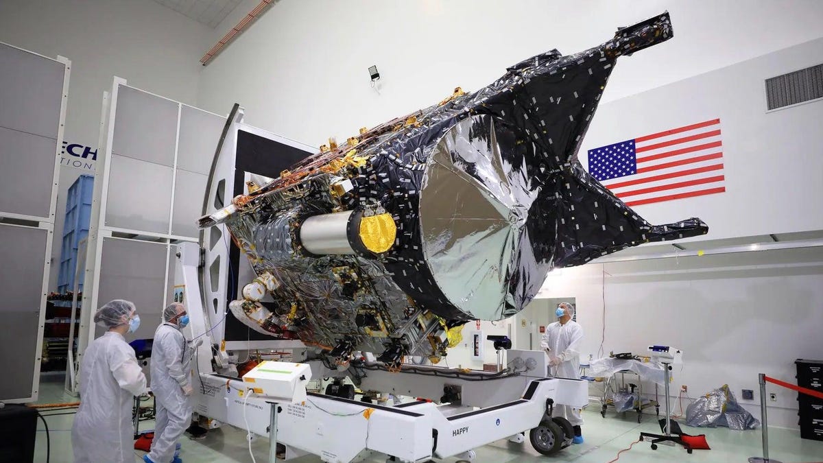 NASA's Deep Space Probe Successfully Transmits Laser Message from 10 Million Miles