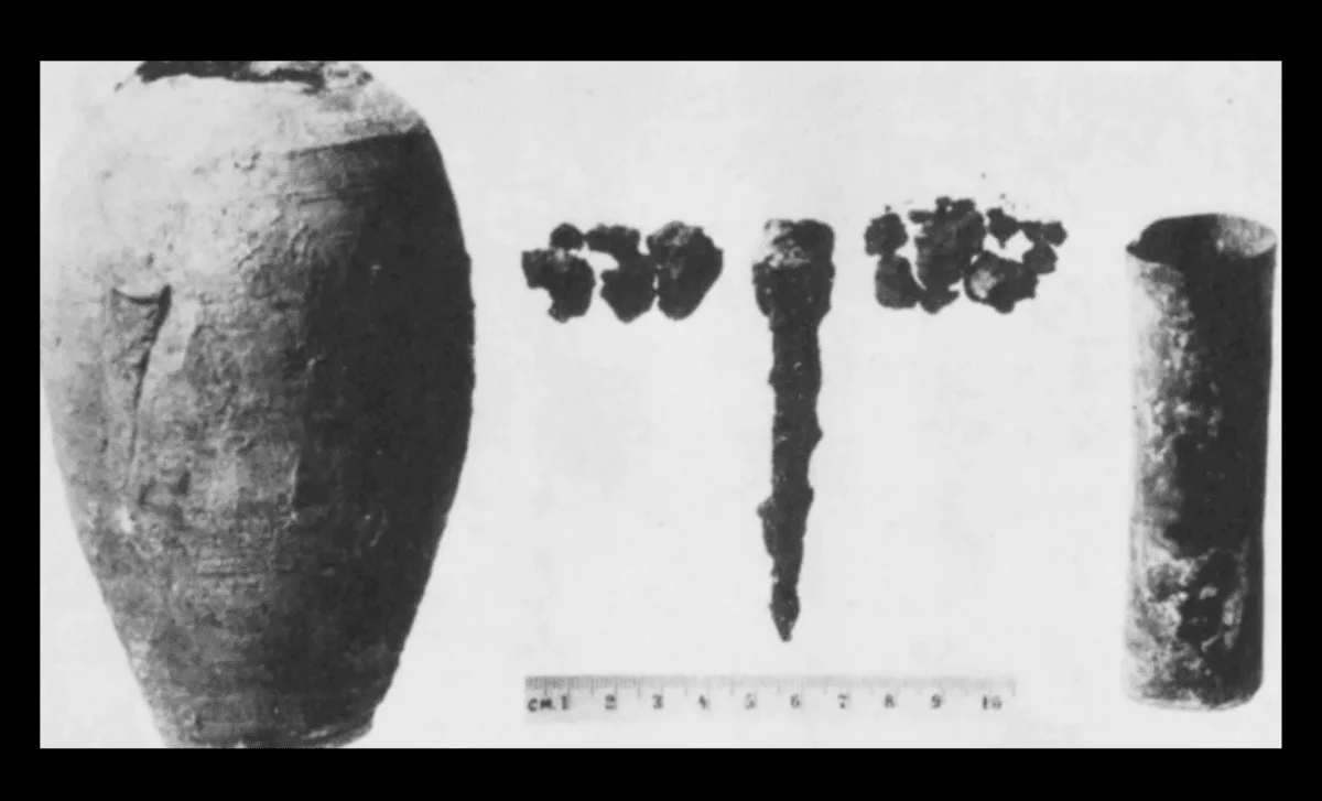 Ancient Iraqi Jar Sparks Debate Over Early Battery or Sacred Ritual