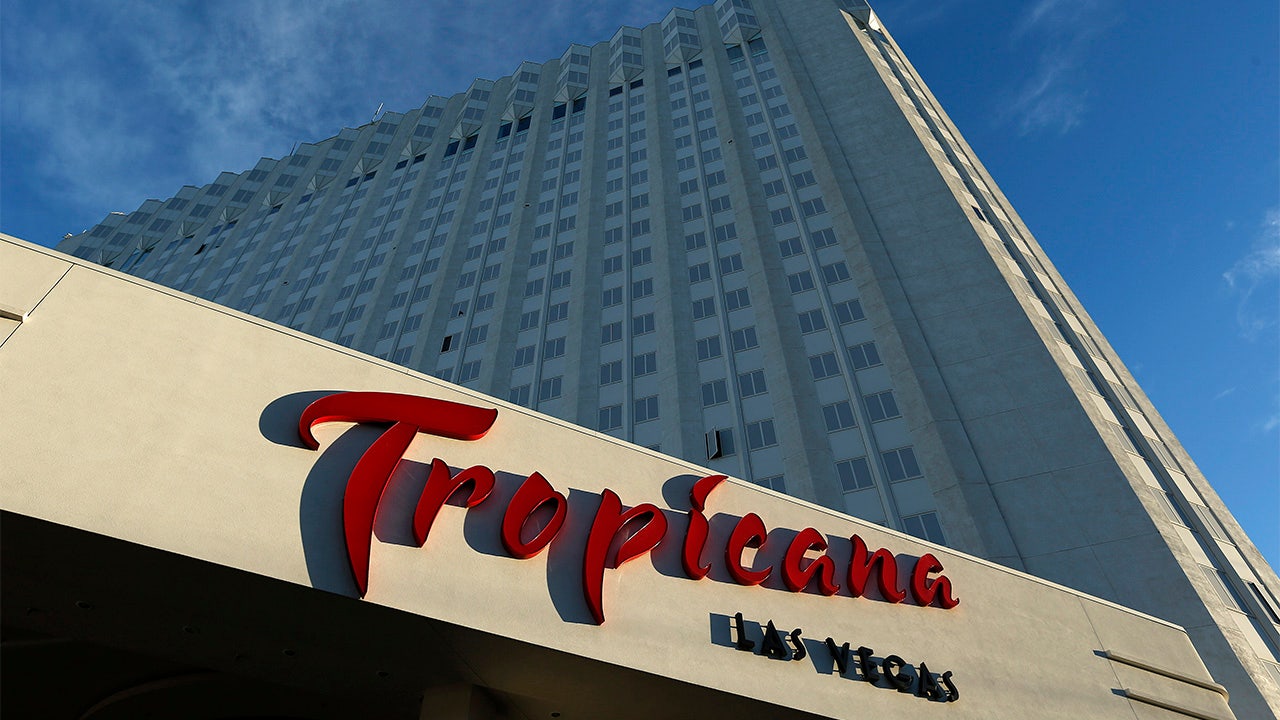 Featured image for "Tropicana Las Vegas to Close for New Baseball Stadium"