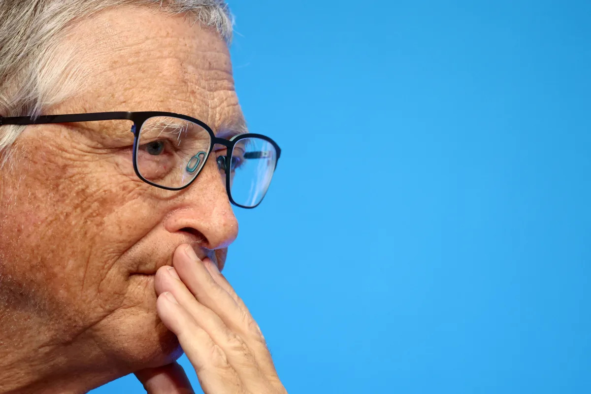 "Bill Gates Optimistic About AI's Impact on Jobs and Global Health Funding"