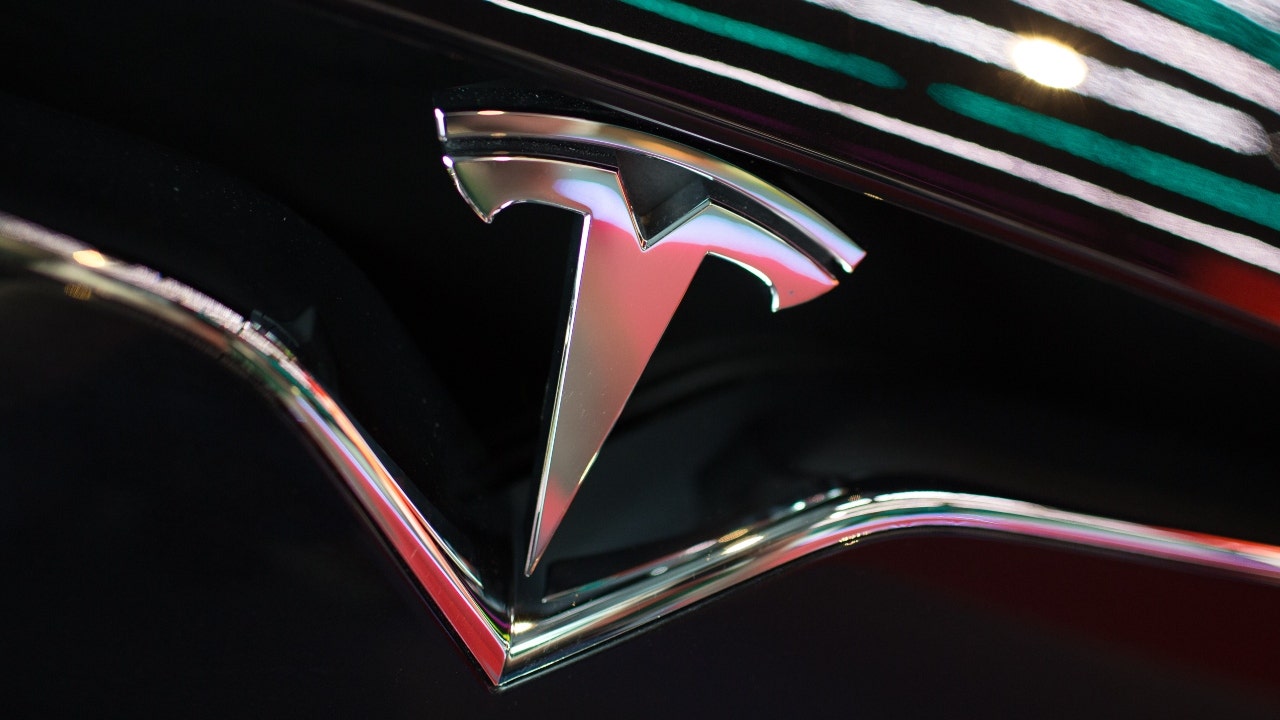 Tesla's Iron-Based Batteries to Revolutionize EV Affordability.