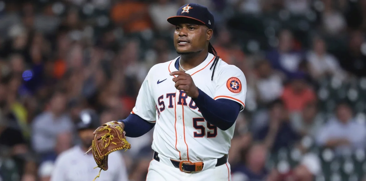 Valdez’s Short-Term Deal Shakes MLB, Cubs Bullets Highlight a Busy Offseason