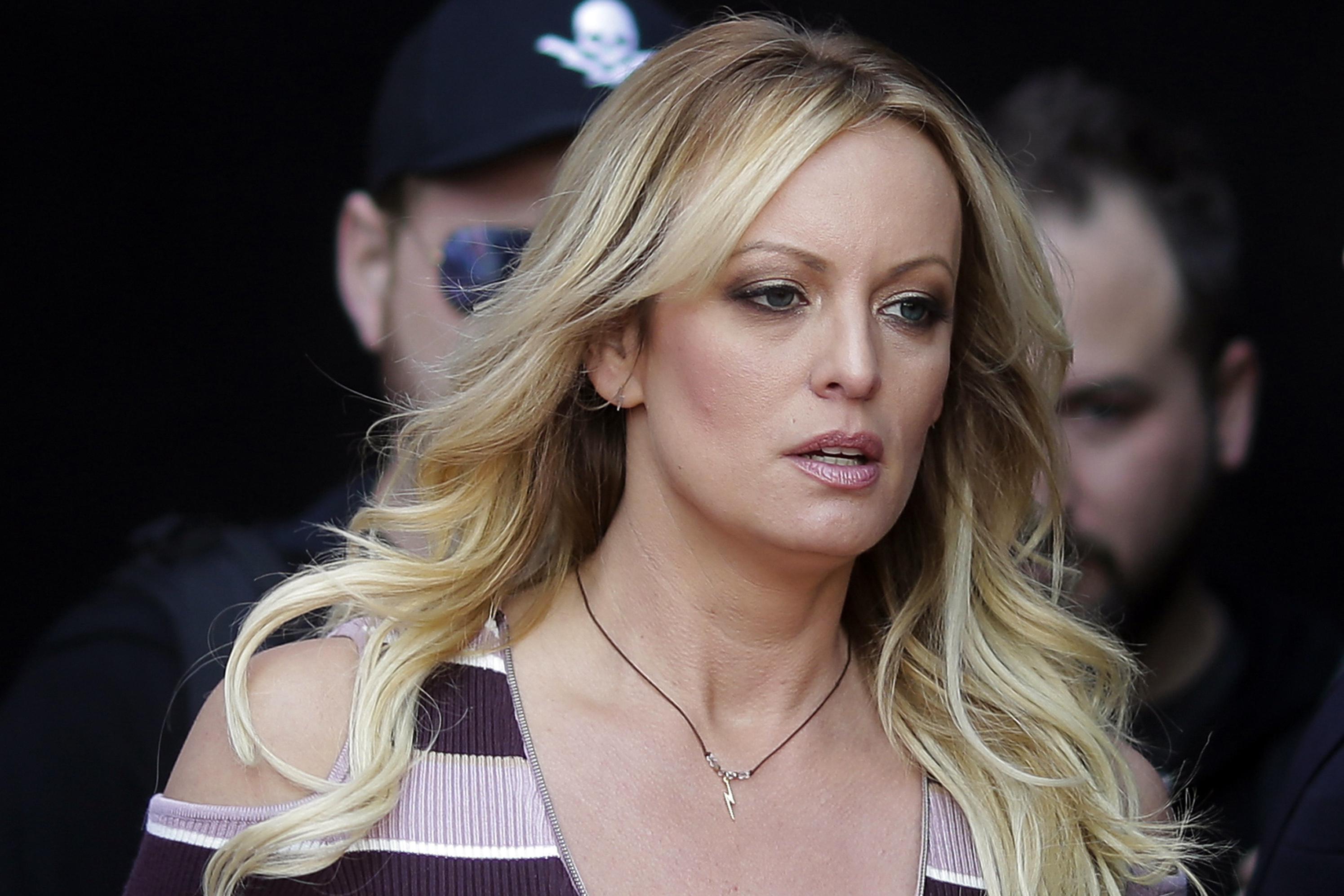 Manhattan Prosecutors Close in on Trump's Legal Woes.