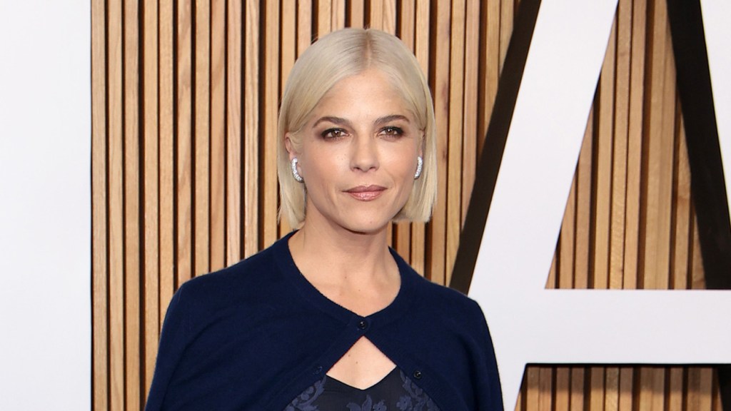 Featured image for Selma Blair's Apology for Islamophobic Comment Sparks Backlash