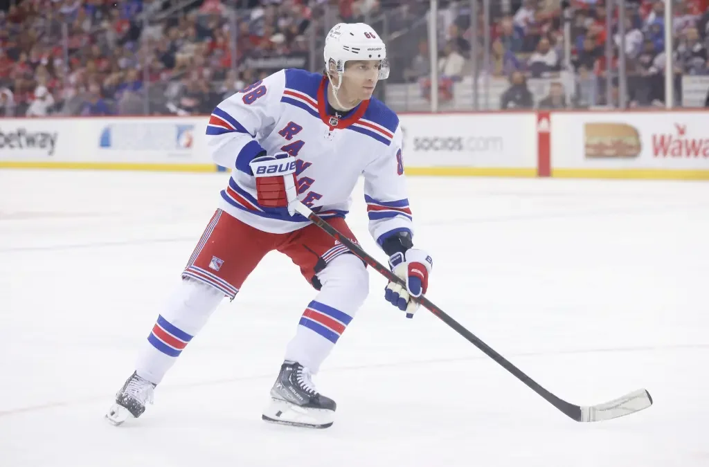 Patrick Kane's Future Uncertain After Hip Surgery