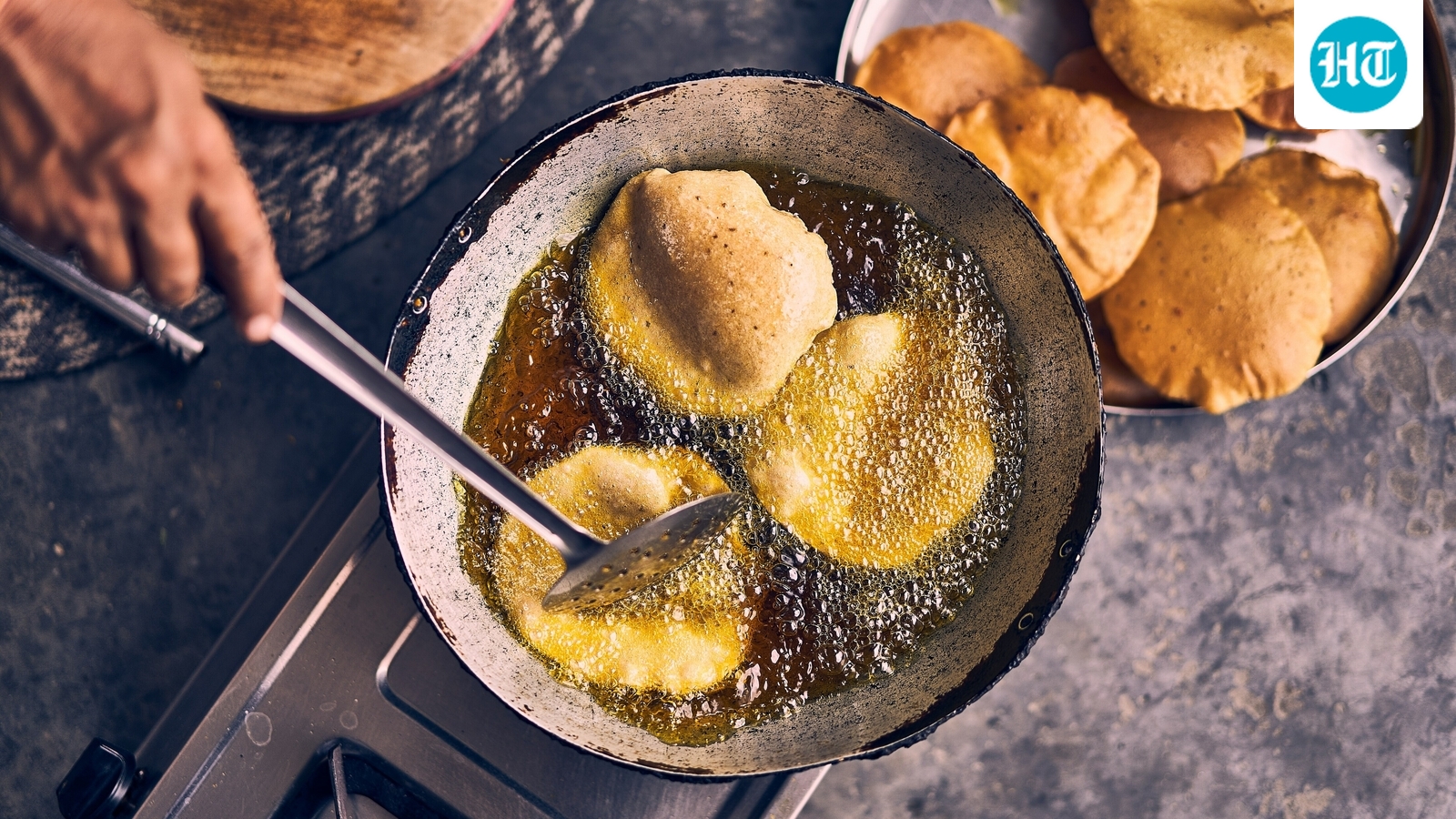 Featured image for Expert Tips on Choosing and Using Healthy Cooking Oils