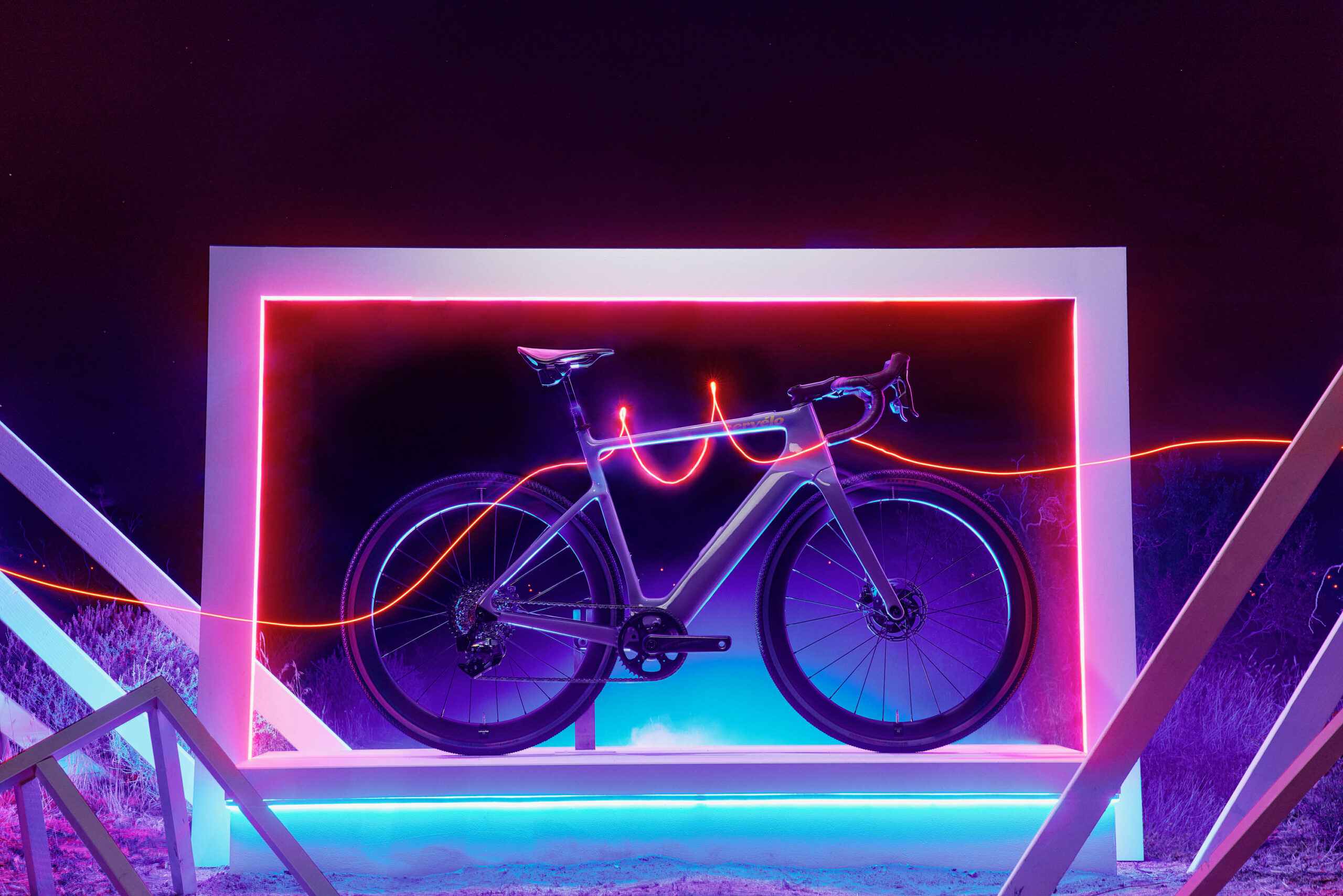 Featured image for Cervélo's Innovative eBike Transforms from Road to Gravel with Ease