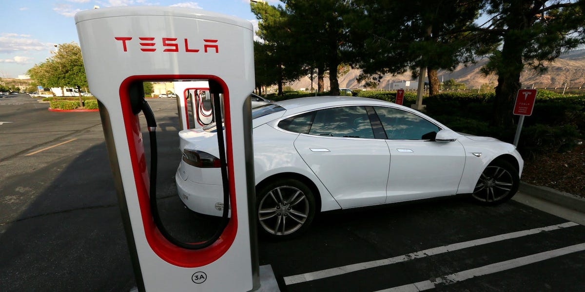 Featured image for The Tesla Debate: Investing in EVs Beyond Tesla