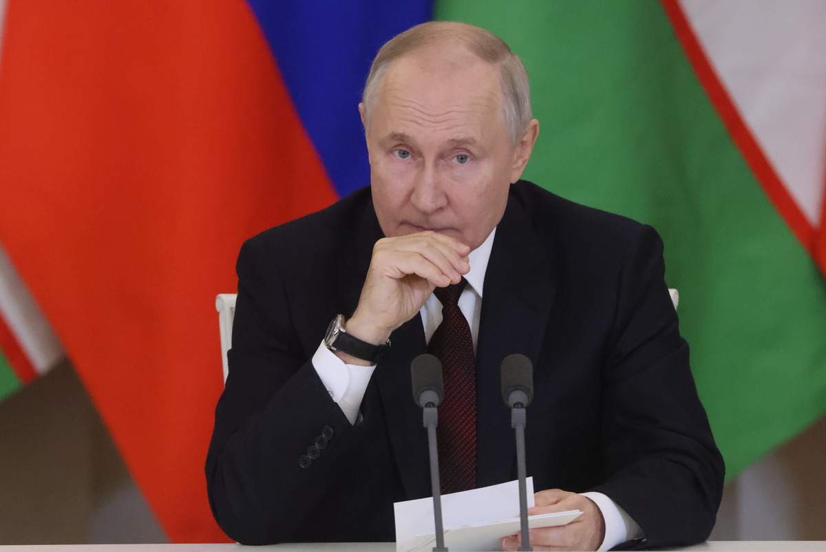 "Ukraine War and Israel Attack: Putin's Headache and Western Hypocrisy"