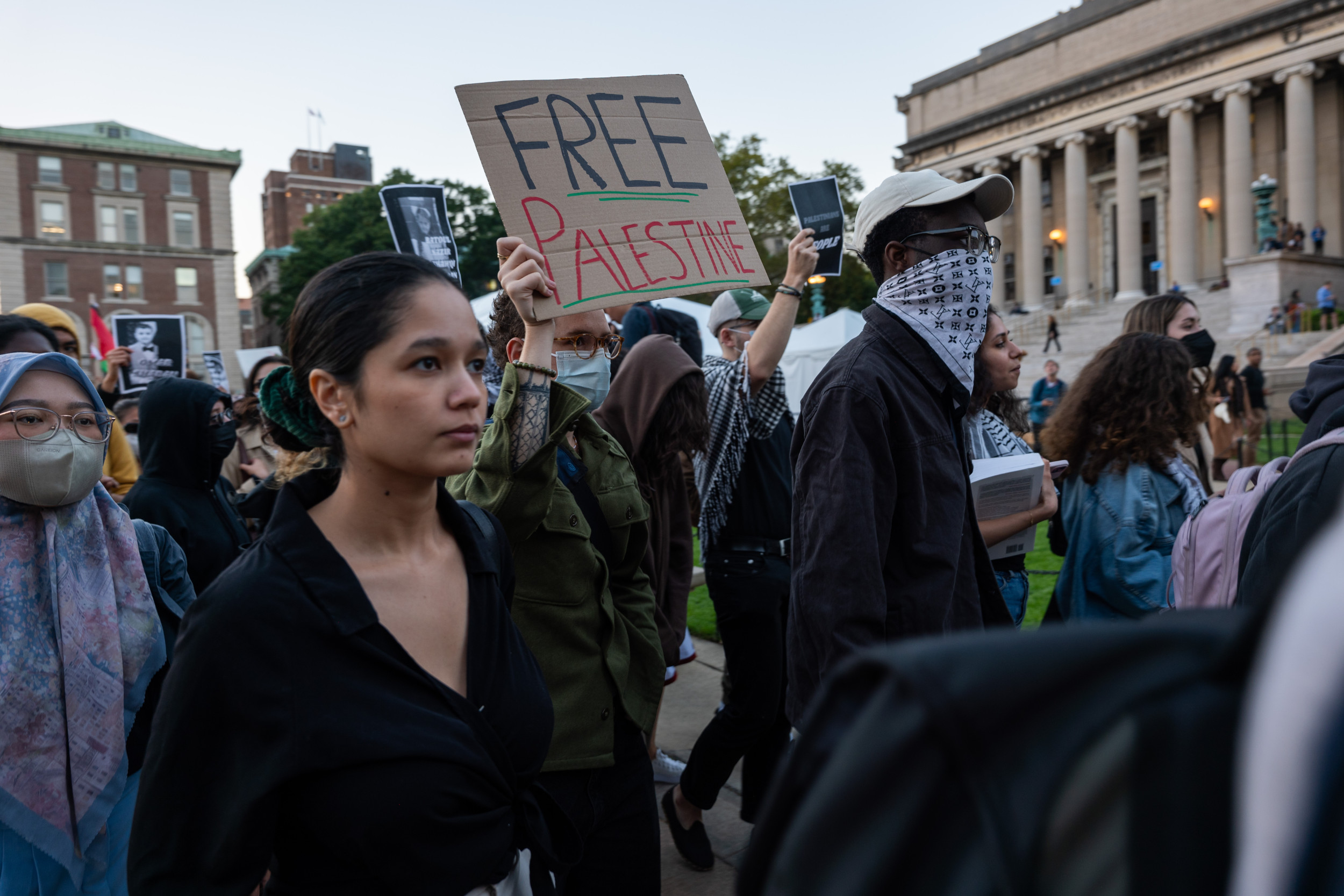 "Pro-Palestinian Activists Lead Black Friday Boycotts in Solidarity"