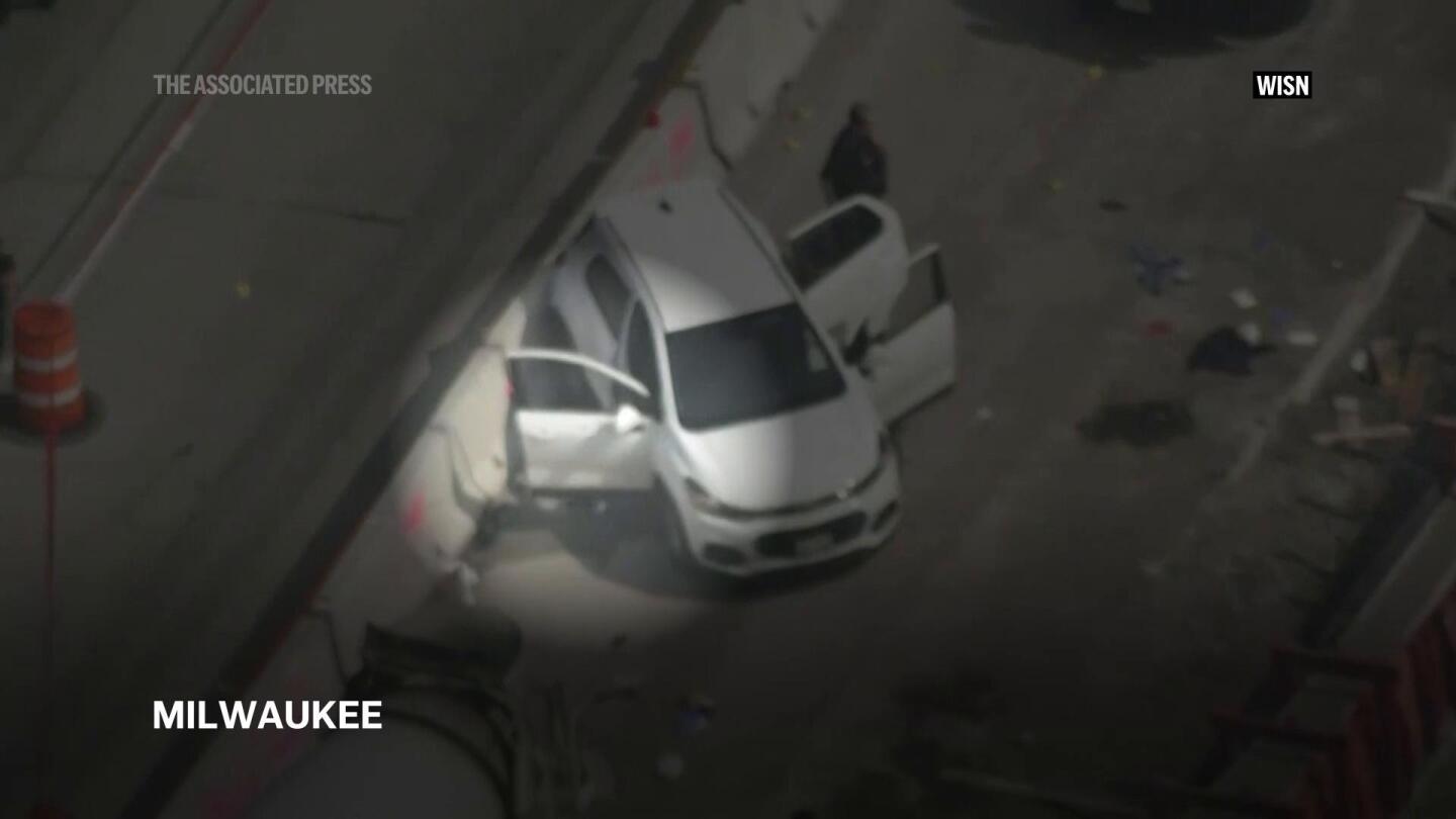 Featured image for Milwaukee Police Shoot Teens in Stolen Car, Unborn Child Killed