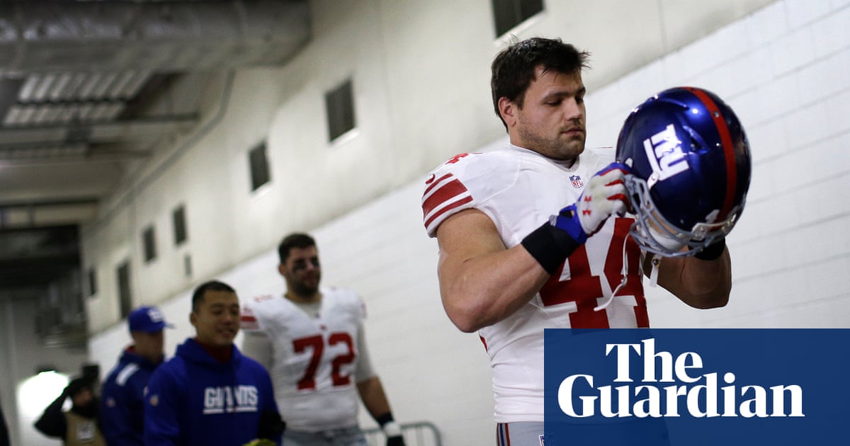 Ex-NFL star's heroic rescue of two children from drowning called a "miracle".