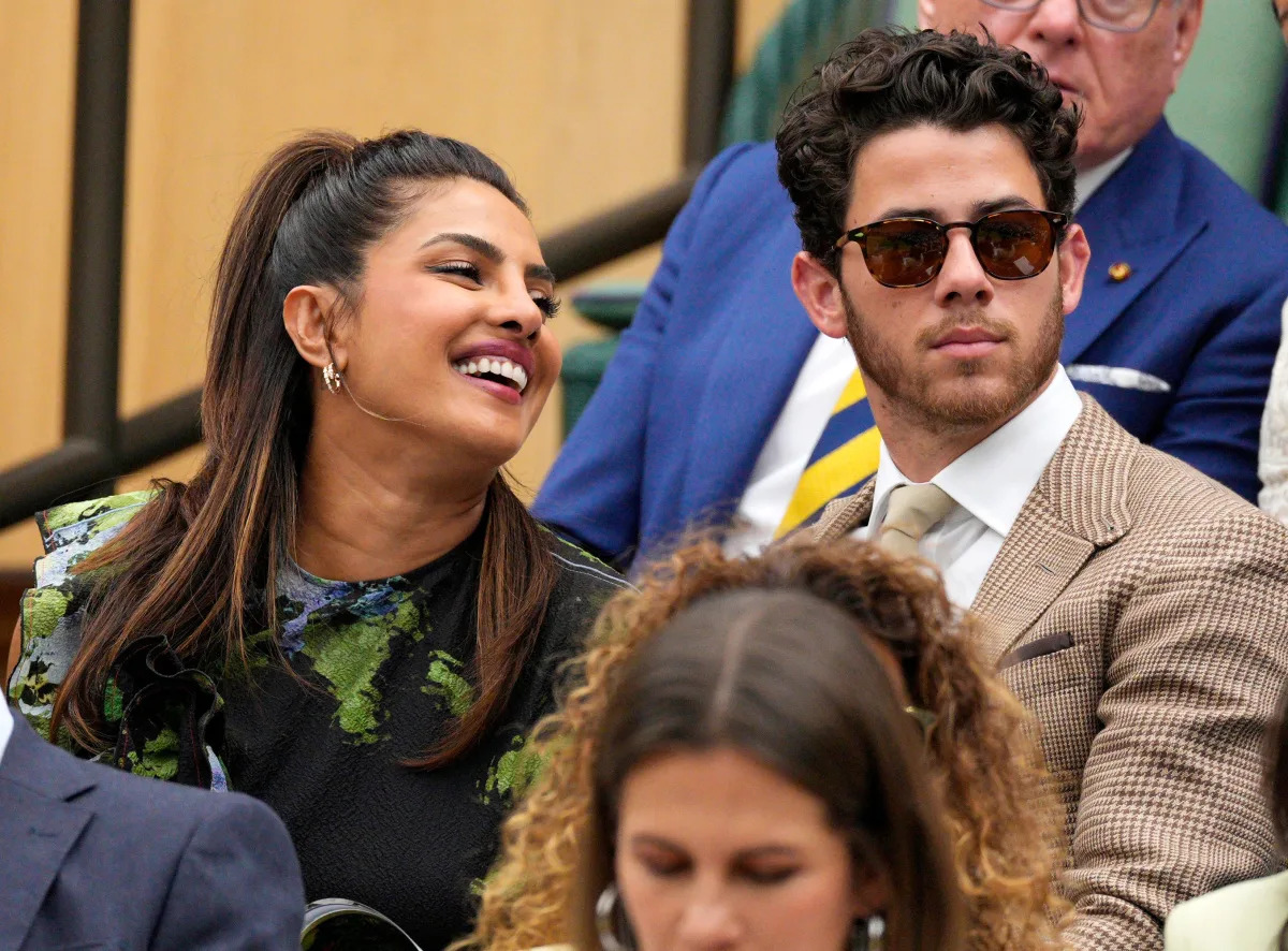 Nick Jonas Untangles Priyanka Chopra's "Complicated" Ponytail, Netizens Swoon