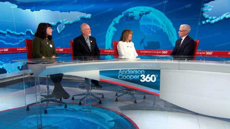 "Parents and College Pay Tribute to Detained Journalist in Russia"