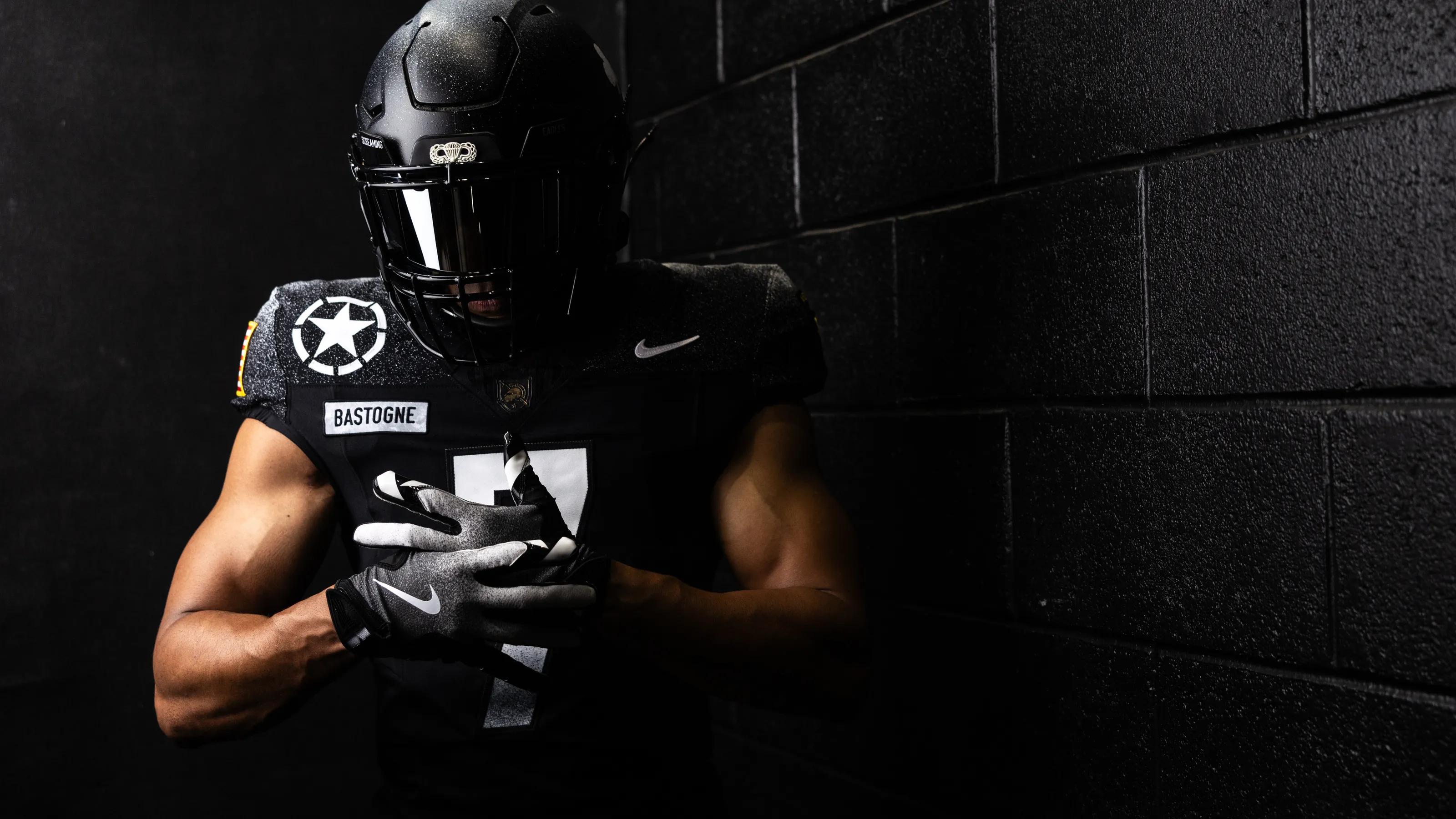 Featured image for Army's 2024 Uniforms Pay Tribute to 101st Airborne for Navy Clash