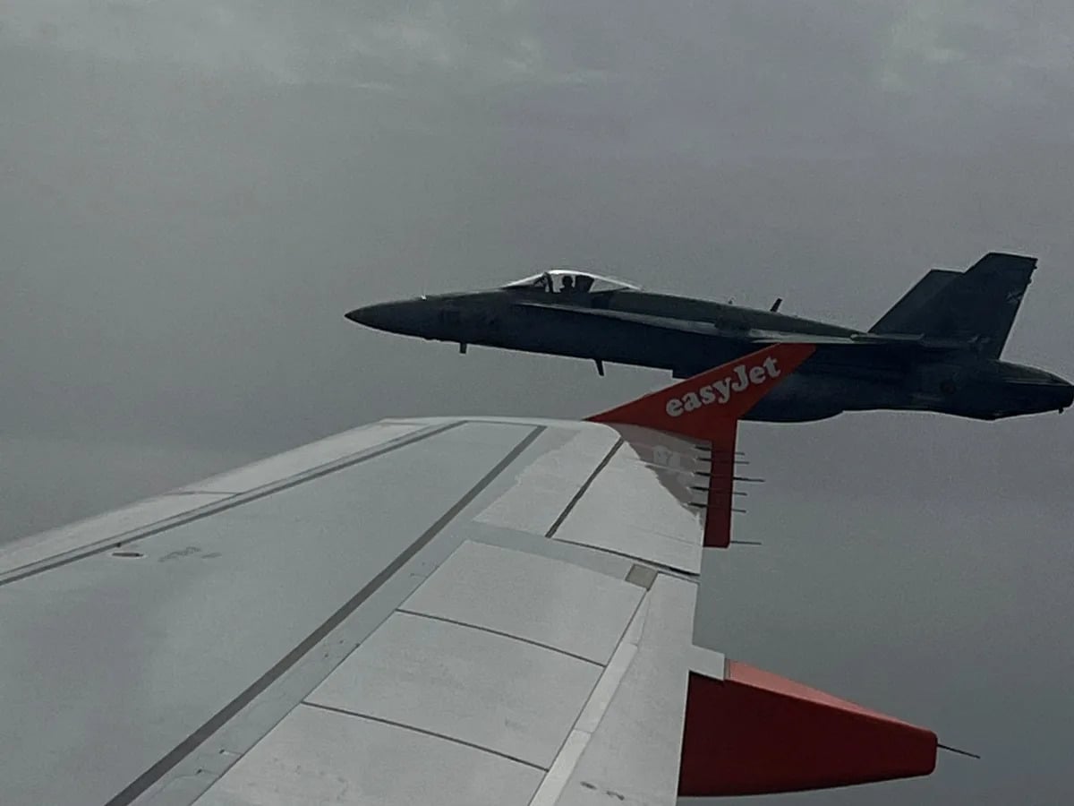 Featured image for "Passenger Faces Hefty Fine for Plane-Bomb Joke"