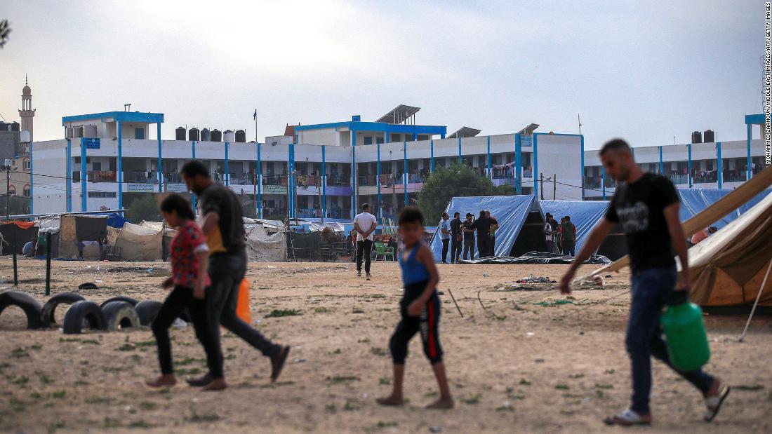 "Rafah's Refugees Brace for Israeli Assault Amidst Hostage Rescue Mission Fallout"