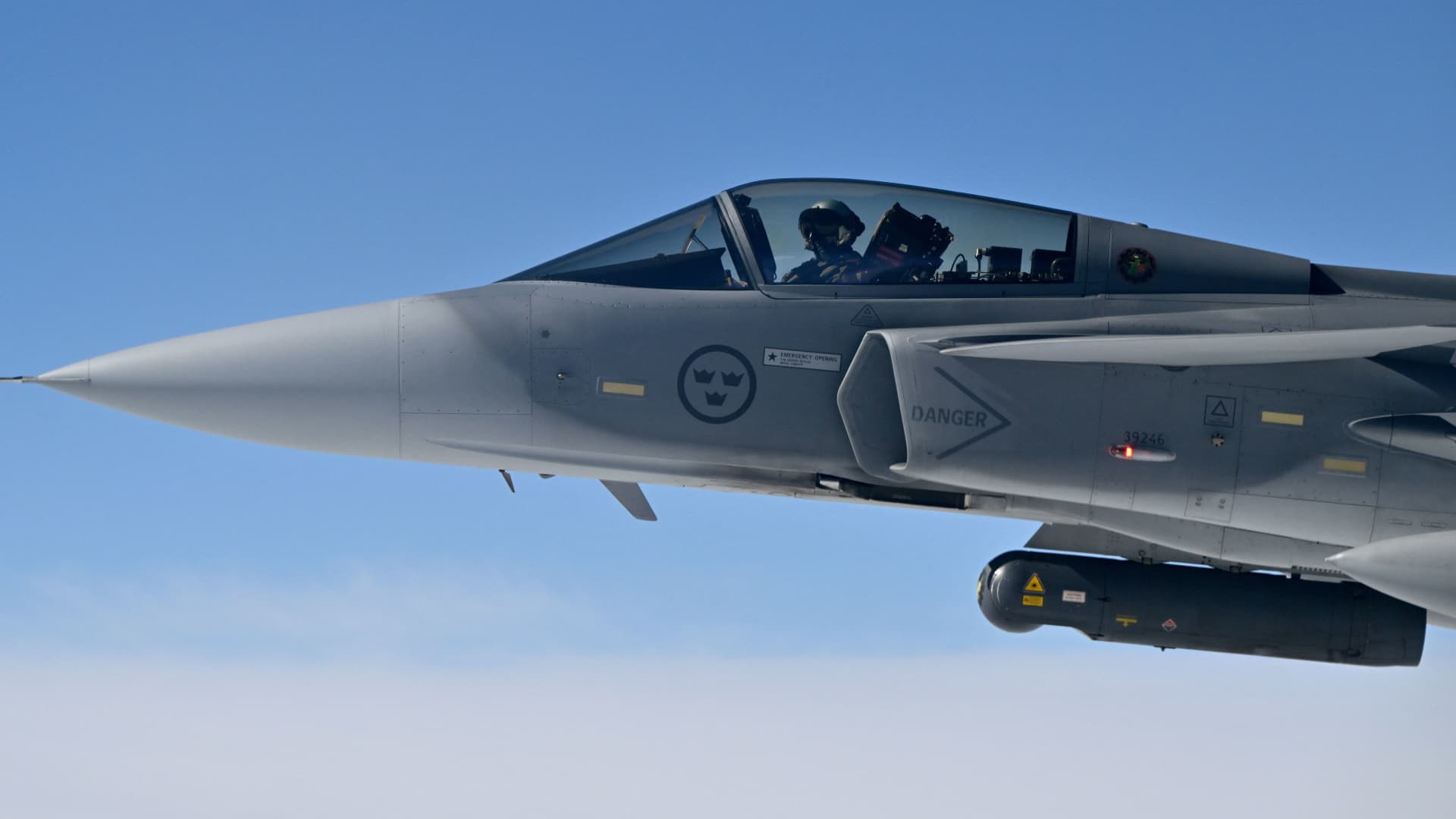 Europe Defense Stocks Rise 1.4% Following NATO Spending Increase